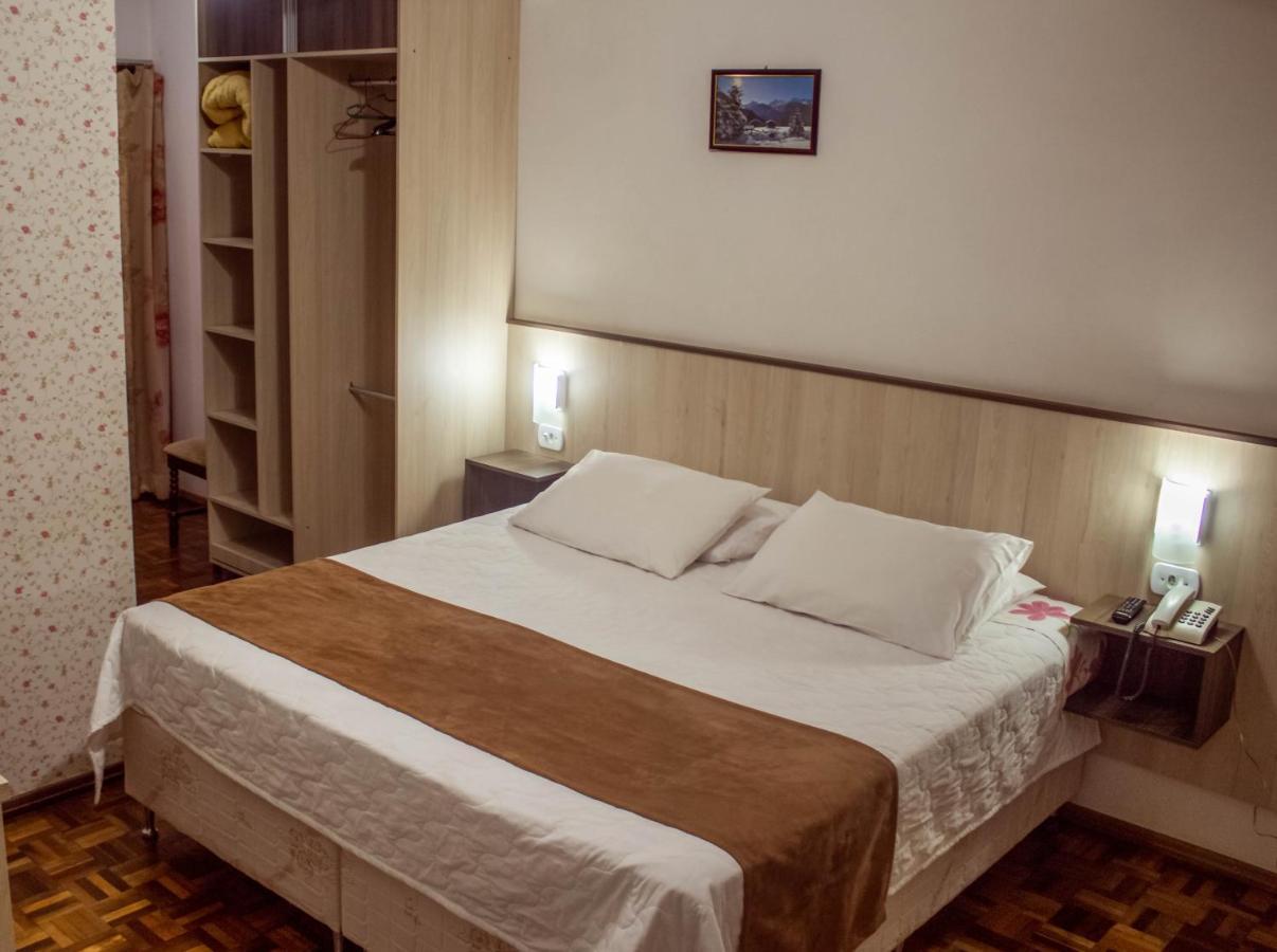 Hotel Alpenrose Treze Tílias Buitenkant foto